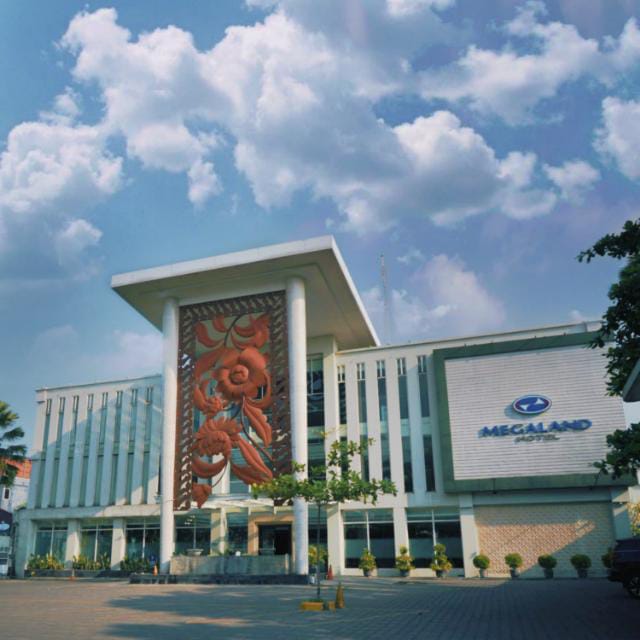 Megaland Hotel Solo